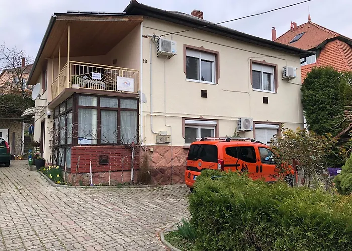 Relax13 Vendeghaz Гостевой дом 3*
